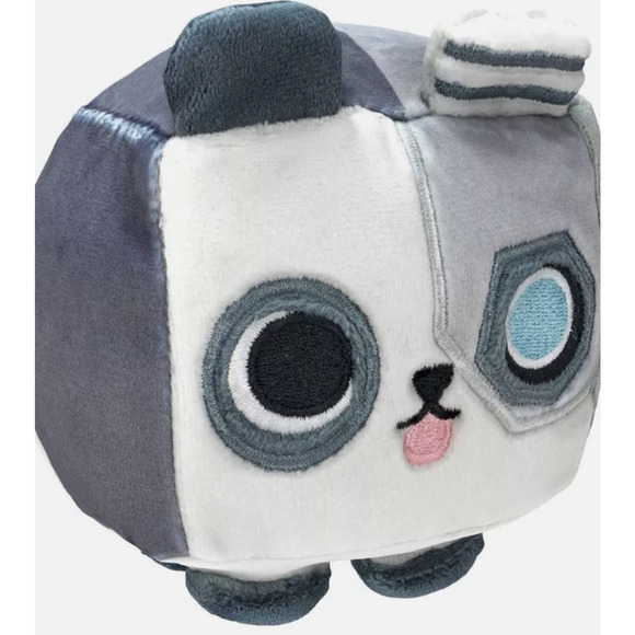 Pet Simulator Tech Treasure Chest Ultimate Bundle 12" Chest Series 2 DLC NWT - Picture 5 of 10